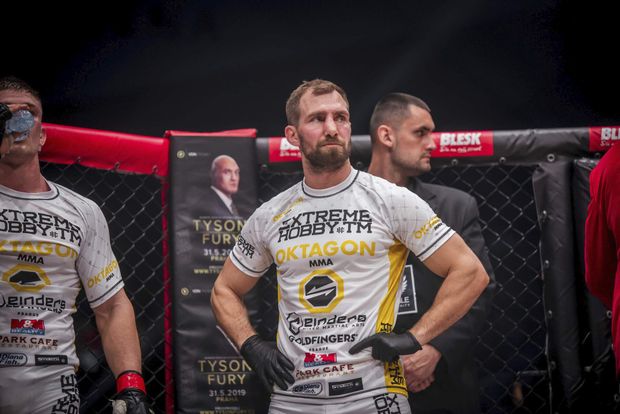 Trenér a bývalý MMA zápasník André Reinders Trenér a bývalý MMA zápasník André Reinders