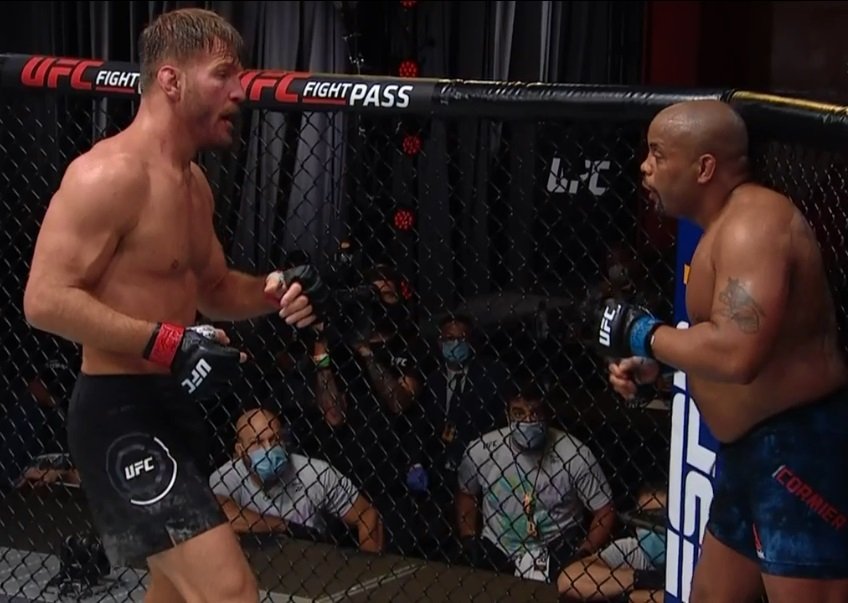 Napínavou bitvu Stipe Miocic vs. Daniel Cormier ovládl prvně jmenovaný a dál tak zůstává šampionem UFC těžké váhy.