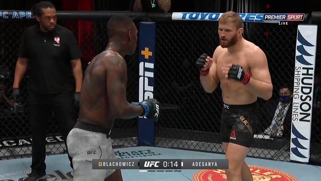 UFC 259: hlavní zápas šampionů Jan Błachowicz vs. Israel Adesanya, na body zvítězil Błachowicz