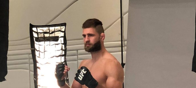 Jiří Procházka už absolvoval před premiérou v UFC první mediální povinnosti.