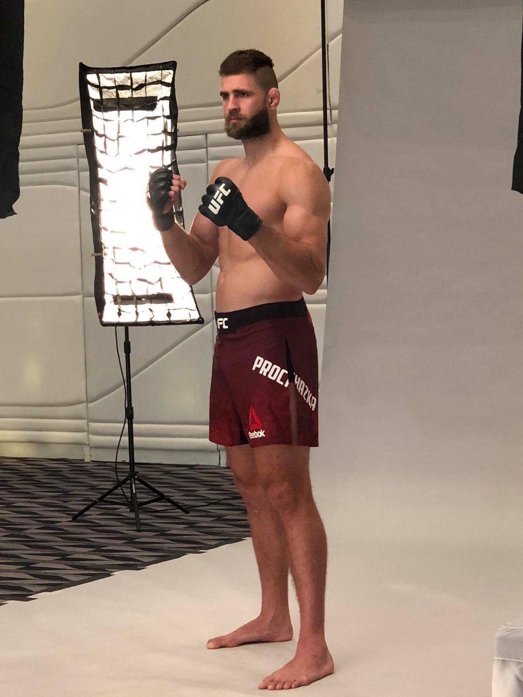 Jiří Procházka už absolvoval před premiérou v UFC první mediální povinnosti.