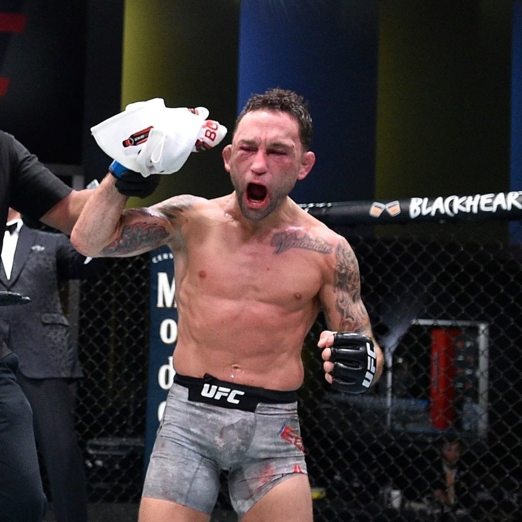 Američan Frankie Edgar slavil vítězství nad Brazilcem Pedrem Munhozem