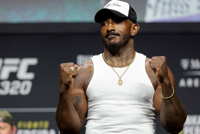 Khalil Rountree Jr. na tiskové konferenci před soubojem s Jiřím Procházkou Khalil Rountree Jr. na tiskové konferenci před soubojem s Jiřím Procházkou