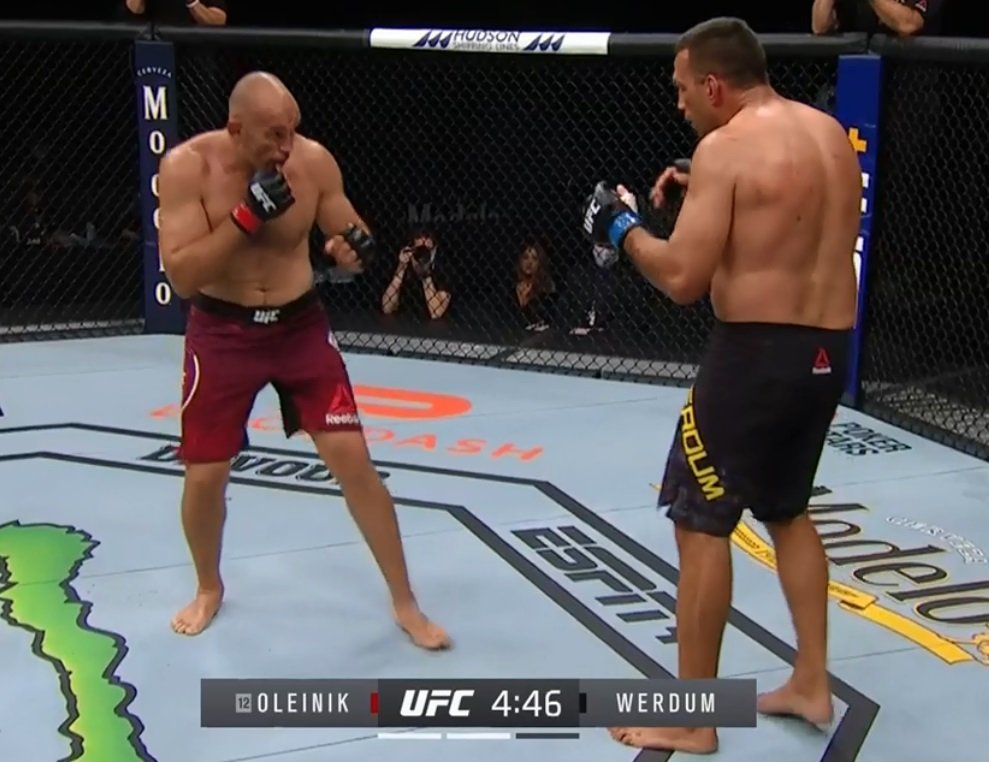 UFC 249: souboj Aleksej Olejnik vs. Fabricio Werdum