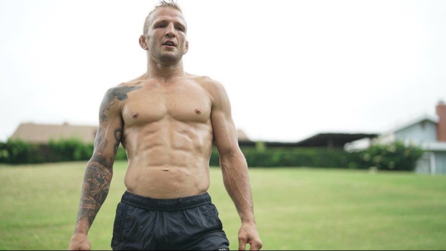 UFC zápasník T. J. Dillashaw