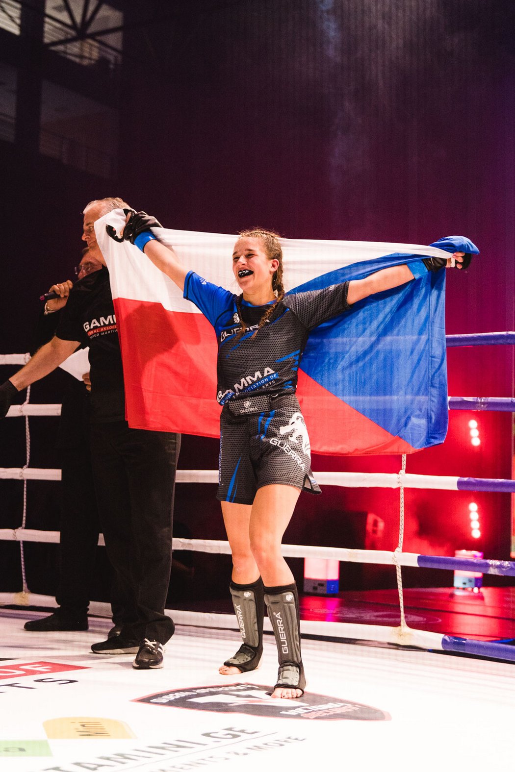 Osmnáctiletá bojovnice Veronika Zajícová po vítězství na mistrovství Evropy