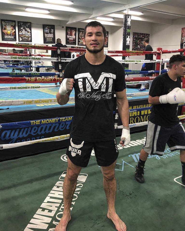 Makhmud Muradov se stal členem prestižní stáje Floyda Mayweathera TMT