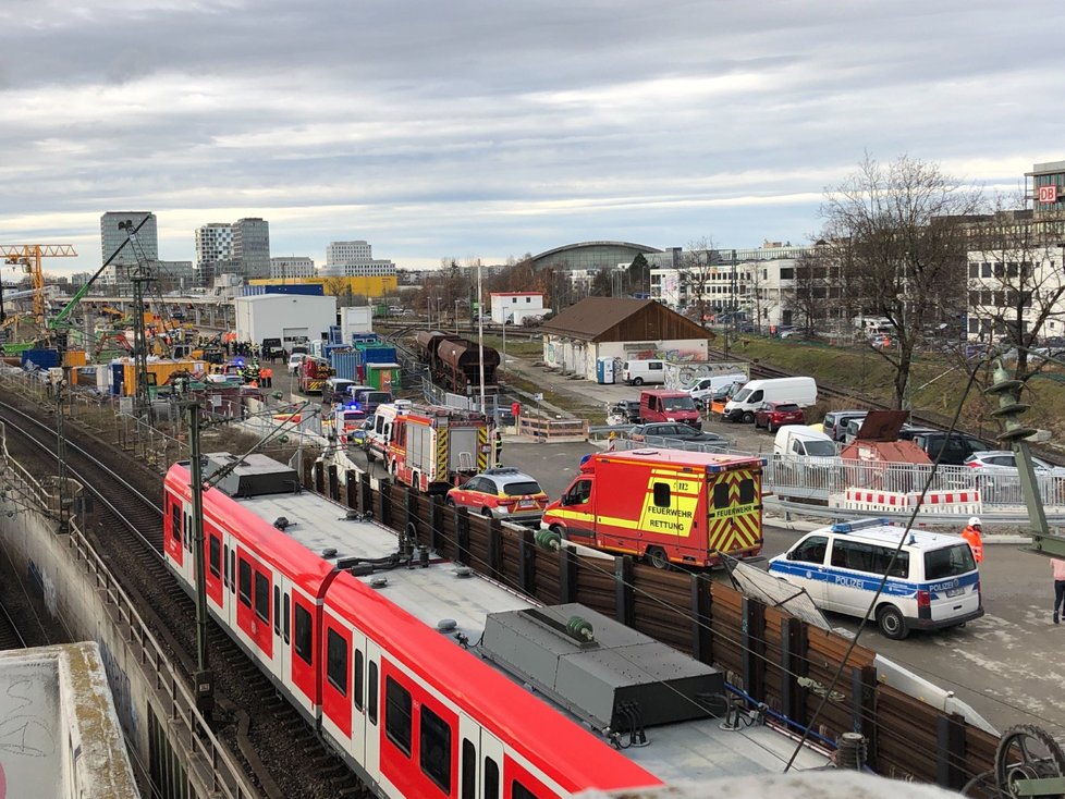 Exploze staré letecké pumy u vlakového nádraží v Mnichově zranila tři lidi, z toho jednoho vážně (1. 12. 2021).