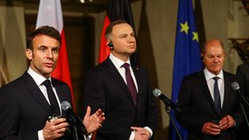 Mnichovská bezpečnostní konference: Francouzský prezident Emmanuel Macron, polský prezident Andrzej Duda a německý kancléř Olaf Scholz(17.2.2023)