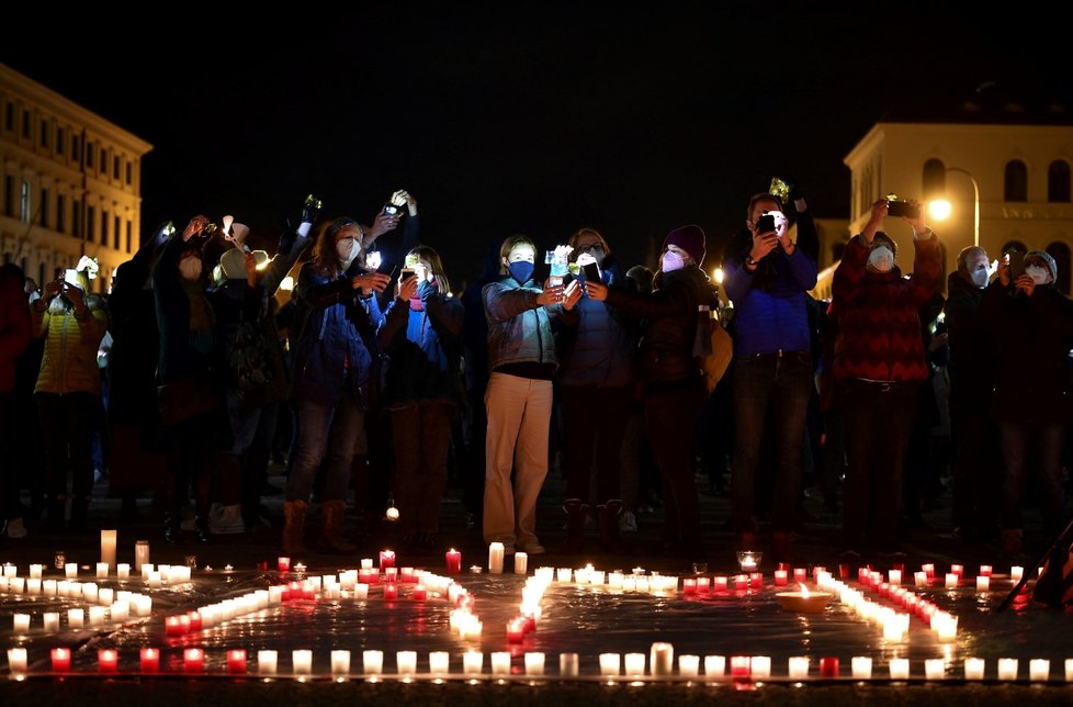 Protest proti odpíračům pandemických opatření, Mnichov, 10. února