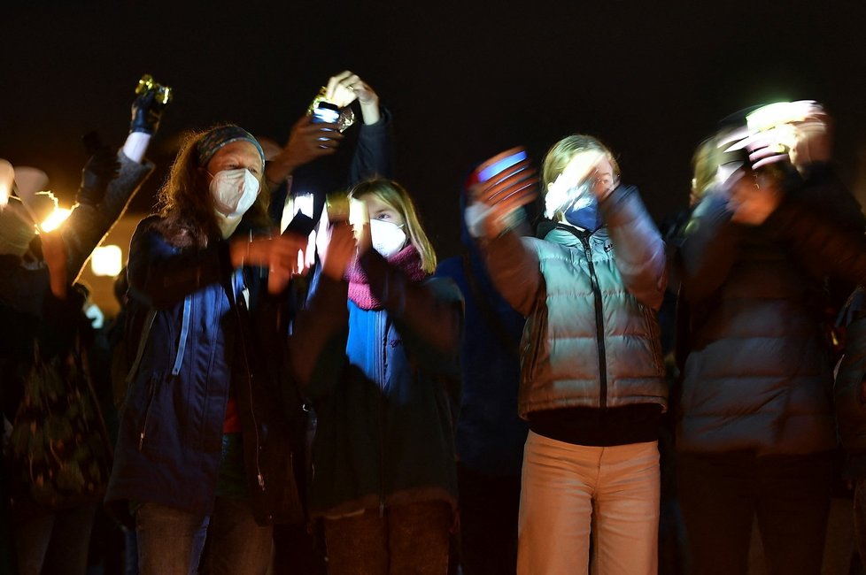 Protest proti odpíračům pandemických opatření, Mnichov, 10. února.