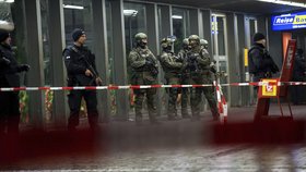 V Mnichově hrozily sebevražedné útoky, evakuována byla nádraží.
