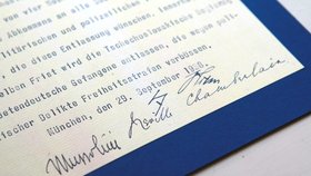 Německo zapůjčí Česku Mnichovskou dohodu.