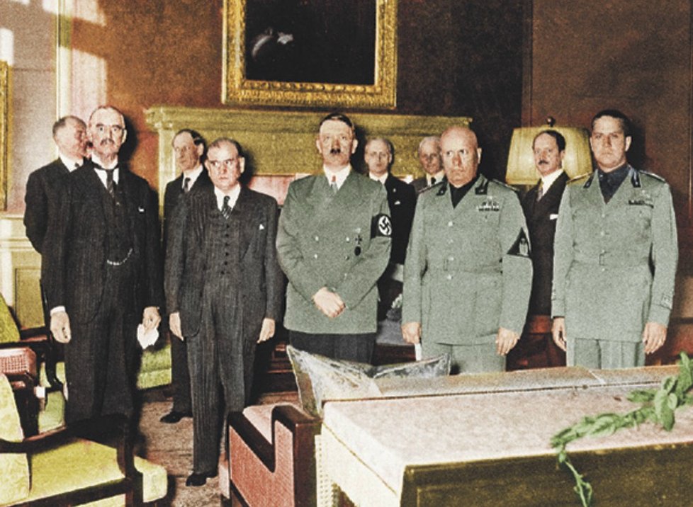 (zleva) Neville Camberlain, britský premiér a státník, Édouard Daladier, francouzský ministerský předseda, Adolf Hitler, německý vůdce (Führer) a Benito Mussolini, italský diktátor, průkopník fašismu