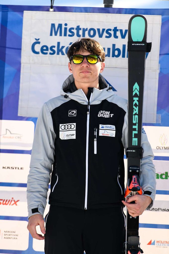 Mobil, který opravdu posouvá hranice. Fotky a videa? Masakr, umí neskutečné věci Mobil, který opravdu posouvá hranice. Fotky a videa? Masakr, umí neskutečné věci