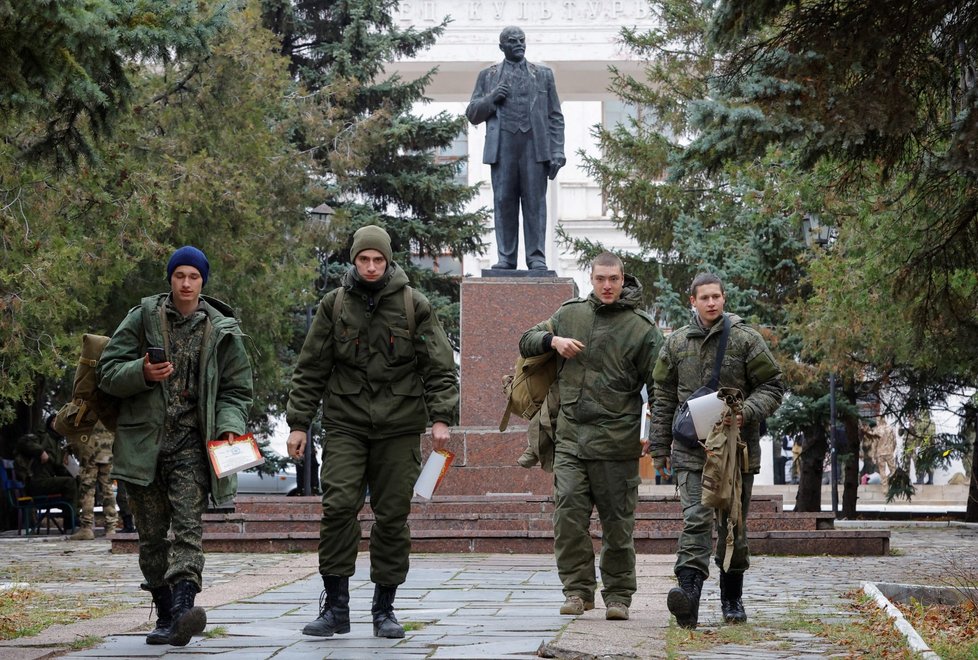 Návrat demobilizovaných studentů z ruských vojenských jednotek v Doněcké oblasti (28.11.2022)