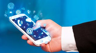 Radní Malý varoval, že platíme mobilním operátorům příliš. Nyní mu hrozí od Mládka konec funkce Radní Malý varoval, že platíme mobilním operátorům příliš. Nyní mu hrozí od Mládka konec funkce