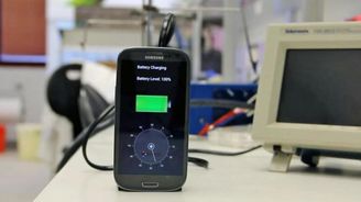 Telefon nabitý za 30 sekund? Z fikce se stává realita