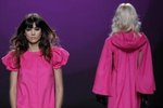 Španělský módní návrhář Juanjo Oliva představil na Fashion weeku v Madridu novou kolekci podzim/zima 2012