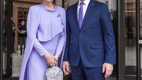 Jaké outfity definovaly za uplynulý rok prezidentský pár?