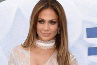 Jennifer Lopez slaví narozeniny! Podívejte se, jak jí to už 47 let sekne!