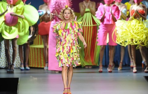 Agatha Ruiz de la Prada: Víc umění, než móda!