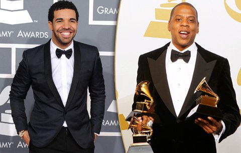 V duchu black tie se oblékli rappeři Drake a Jay-Z. Role dokonalých gentlemanů zvládli oba na jedničku.