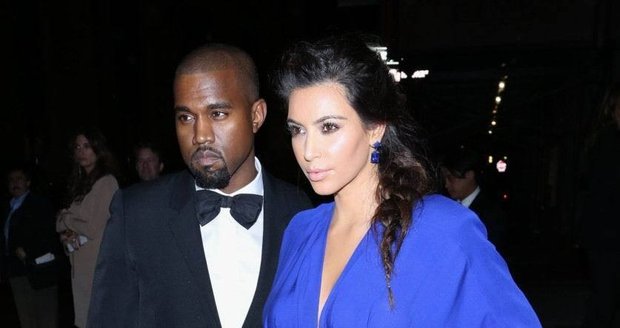 Kanye West není Kim během těhotenství příliš nápomocný.