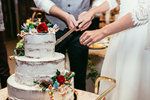 Jak se měnily svatební dorty v průběhu 100 let?