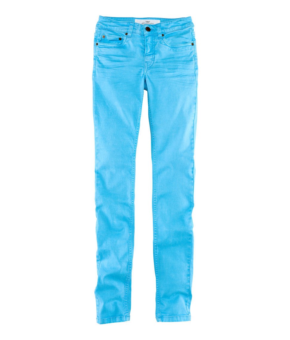 Kalhoty, H&M, 499 Kč.