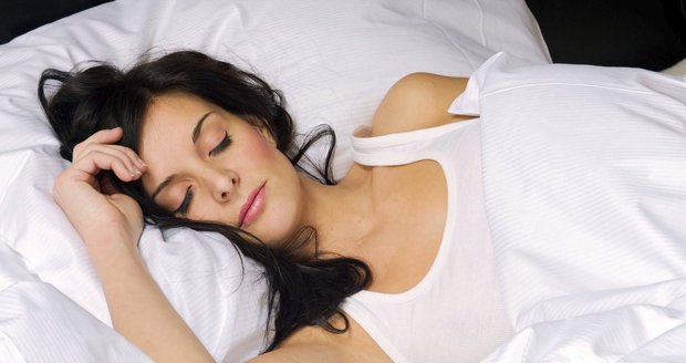 Nekvalitní spánek: Víte, jaký dopad má na vaše tělo?