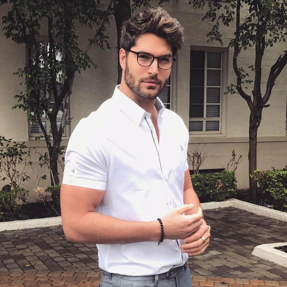 Nick Bateman je momentálně nejvíc sexy mužem sociálních sítí