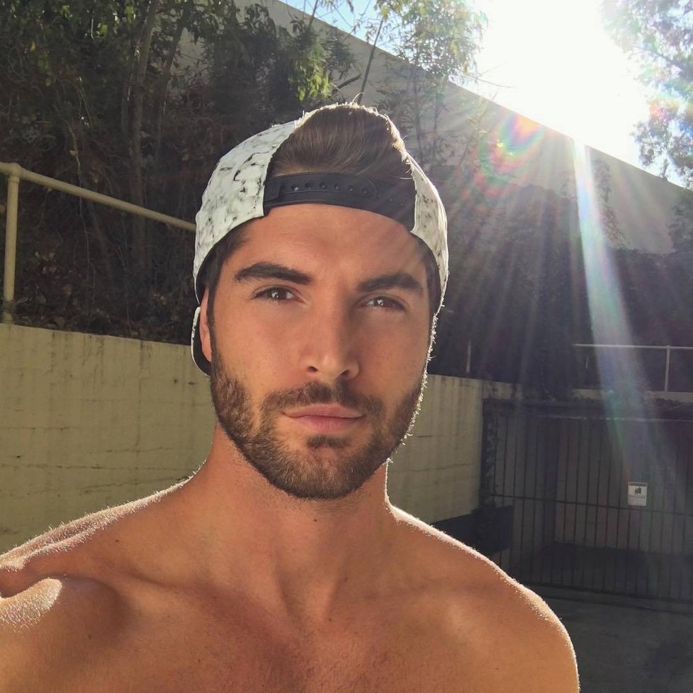 Nick Bateman je momentálně nejvíc sexy mužem sociálních sítí