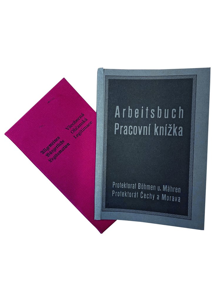 Protektorátní občanská legitimace a pracovní knížka, ve své době dva nejdůležitější doklady