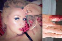Modelka z Playboye fingovala vlastní únos: Předstírala, že jí uřízli prst!