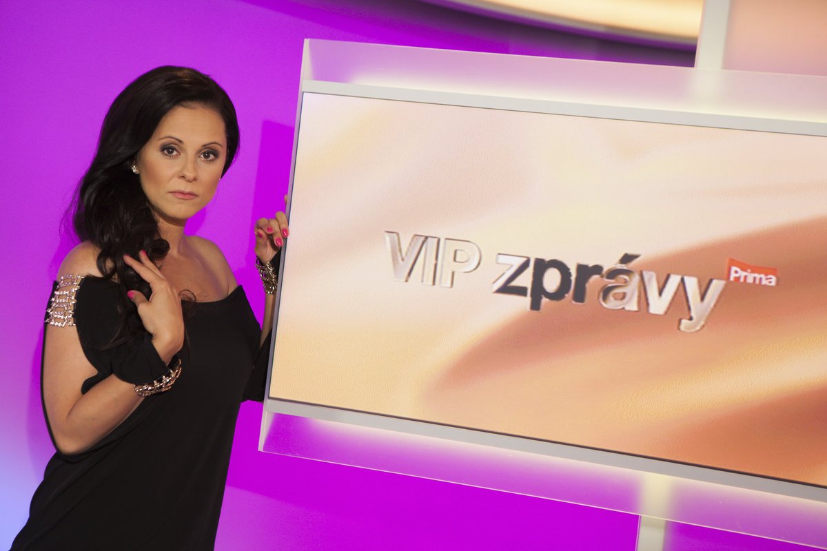 VIP zprávy moderuje od dubna 2011. Na obrazovce vystřídala Martinu Gavriely.