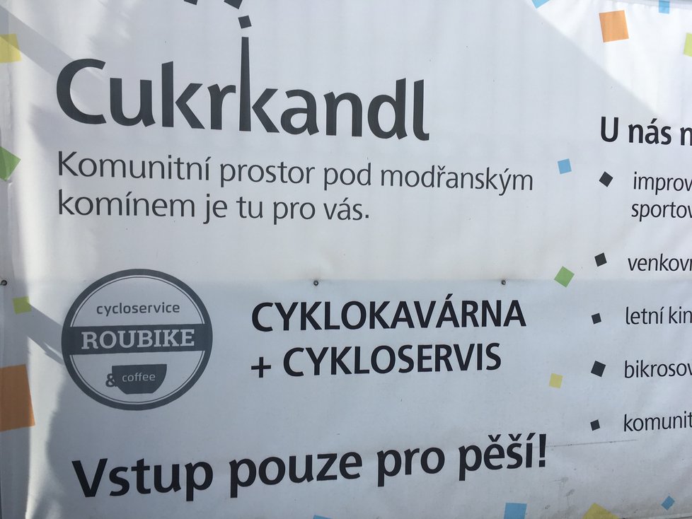 Komunitní centrum Cukrkandl by v pozměněné podobě mělo fungovat i po vzniku nové rezidenční čtvrti v Praze 12.