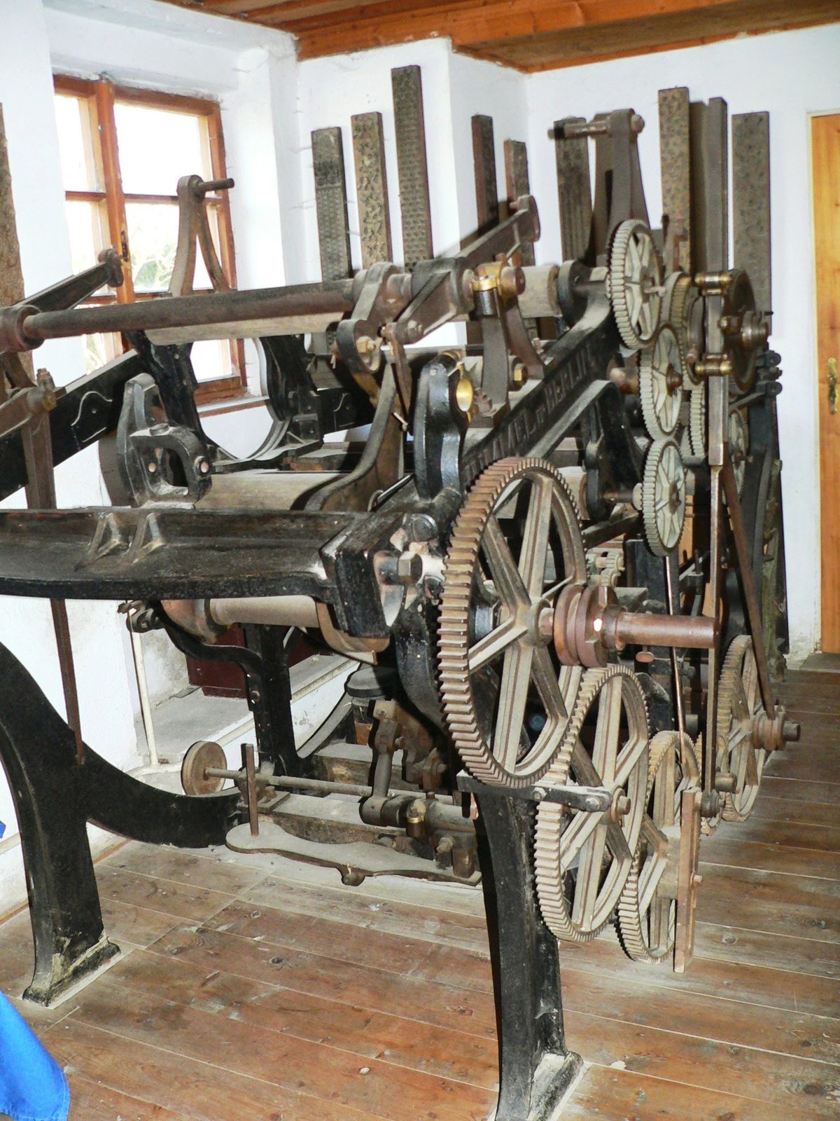 Stroje jsou původní, i více než dvě stovky let staré.