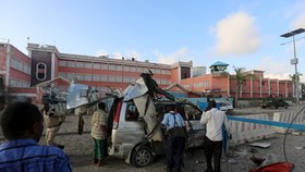 Islamisté zaútočili na hotel v somálském městě Mogadišu. Zemřelo nejméně dvanáct lidí.