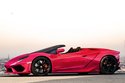 Před několika týdny jsme přinesli první neofi ciální informace o „malé“ novince Lamborghini. Takto neodolatelně bude vypadat její verze spyder.