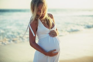 Opalování v těhotenství: Ano, či ne a jaké jsou jeho „zdravé“ zásady?
