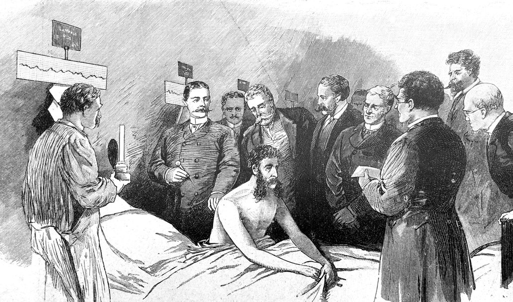 Nemocnice před sto lety nenabízely takový standard, jaký máme dnes.