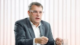 Hostem Hráčů byl šéf NRR Mojmír Hampl a vydatně zkritizoval směřování veřejných financí pod současnou vládou i vládami minulými.