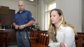Za brutální vraždu šperkařky si Martina Moláčková odsedí 17,5 roku za mřížemi.