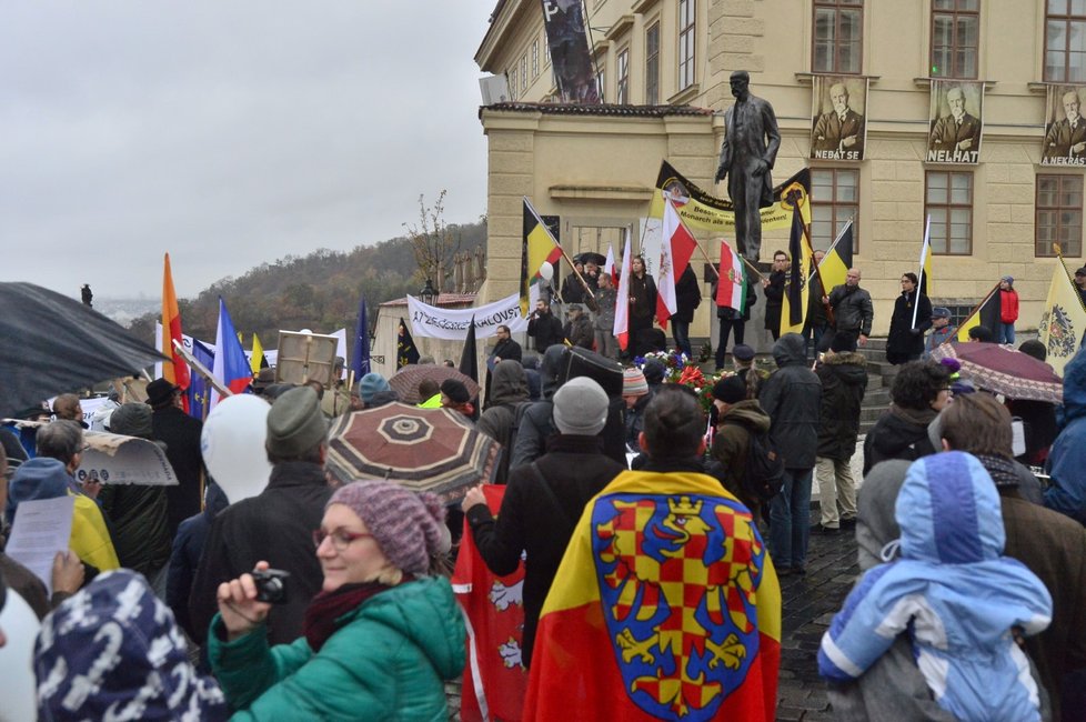 Pochod za monarchii 28. 10. 2018