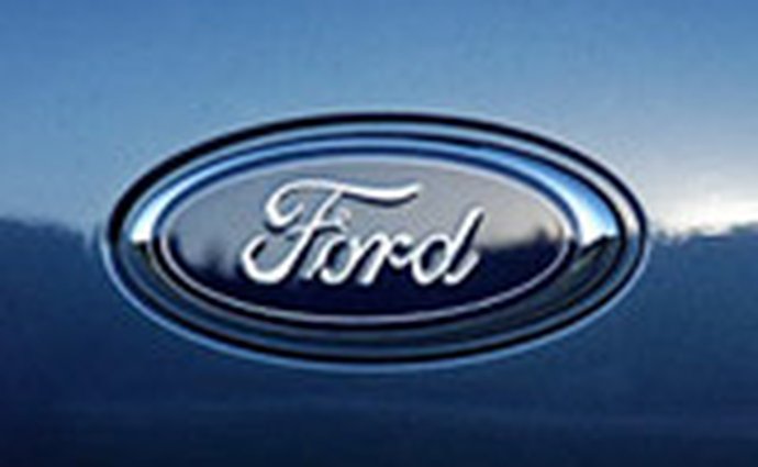 Ford: vznětové Mondeo ST+výbava pro Transit Connect