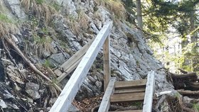 Sestupová cesta z hory Drachenwand