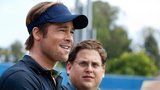Brad Pitt exceluje v roli trenéra baseballu 