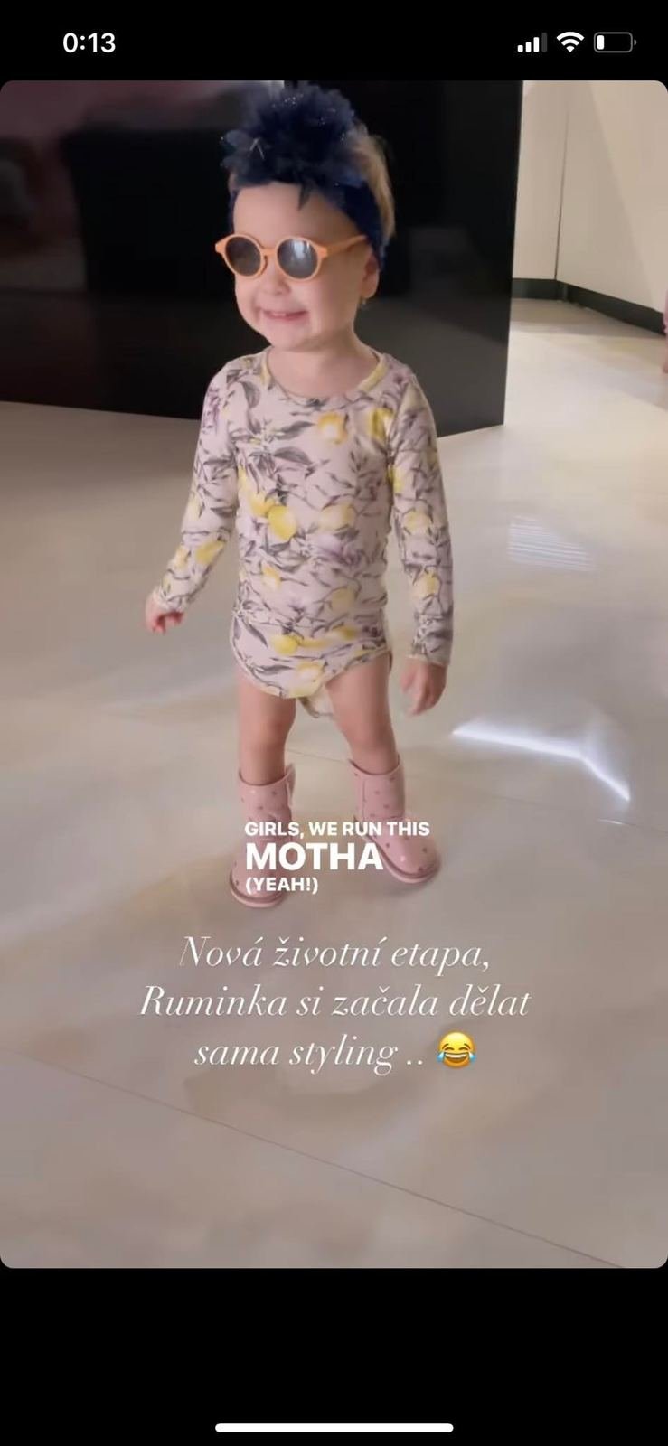 Ruminka už si dělá styling sama.