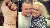 Romantické gesto Moniky Biniasové: Tetování na znamení lásky k mladému manželovi! A naznačila jeho problémy s plodností